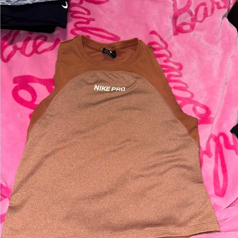 Nike pro burnt orange cropped Tank Top M